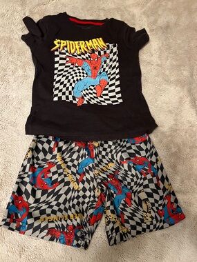 Marvel Spider-Man Boys 2 Piece Streetwear Set Size 5 Graphic Shirt & Shorts